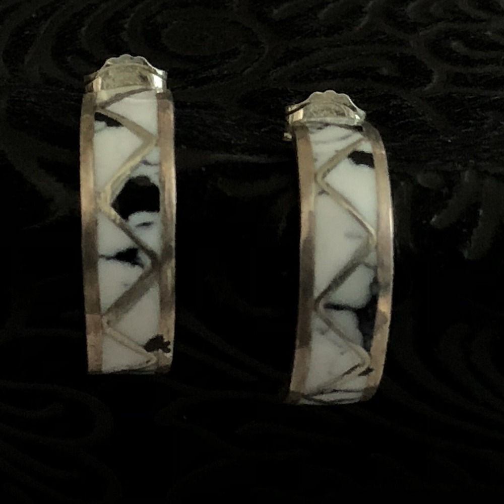 Roger Morgan Navajo Handmade White Buffalo Half Hoop Sterling Silver‎ Earrings